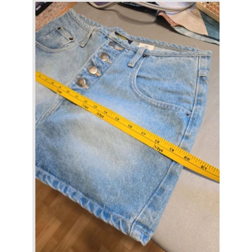 Women's Paris Blues Button Fly Shorts - Size 11 - Picture 10 of 10